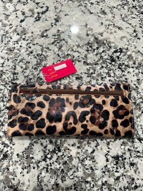 Leopard Print Zip Clutch Wallet - Brown